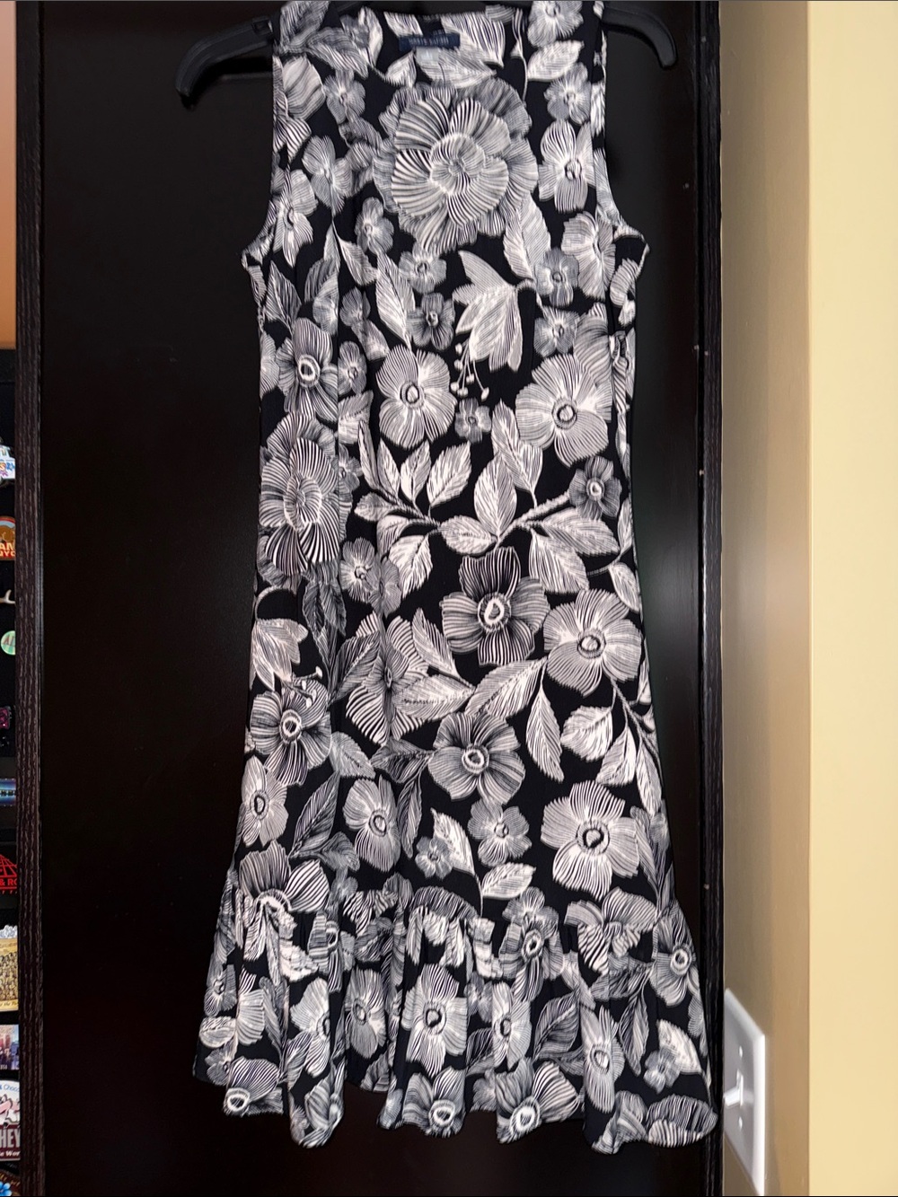 Sleeveless Tommy Hilfiger Black & White Floral Sundress 2